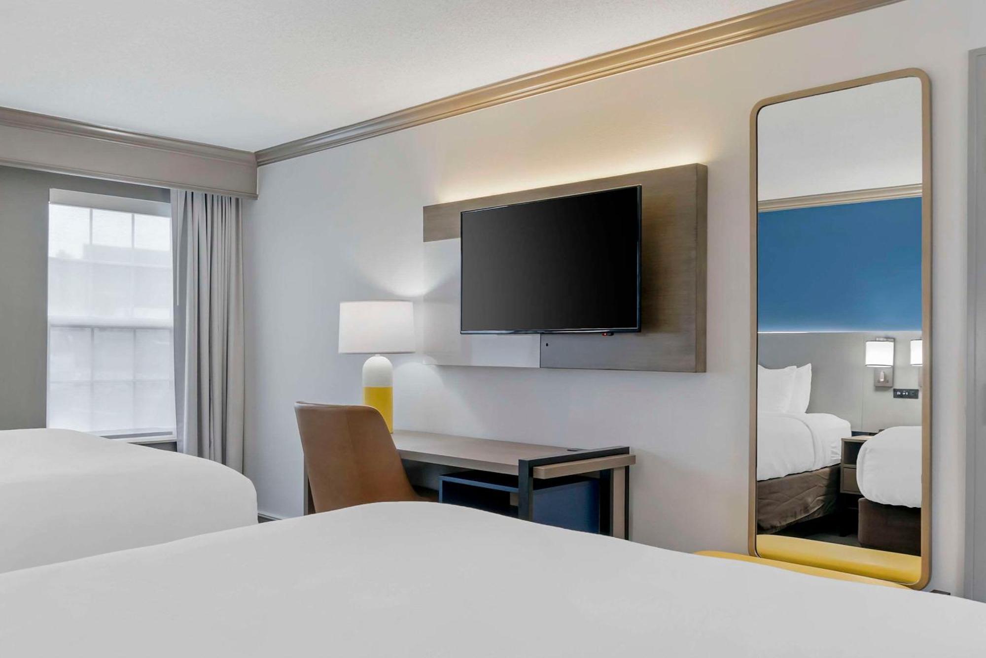 Comfort Inn Plainwell Екстериор снимка