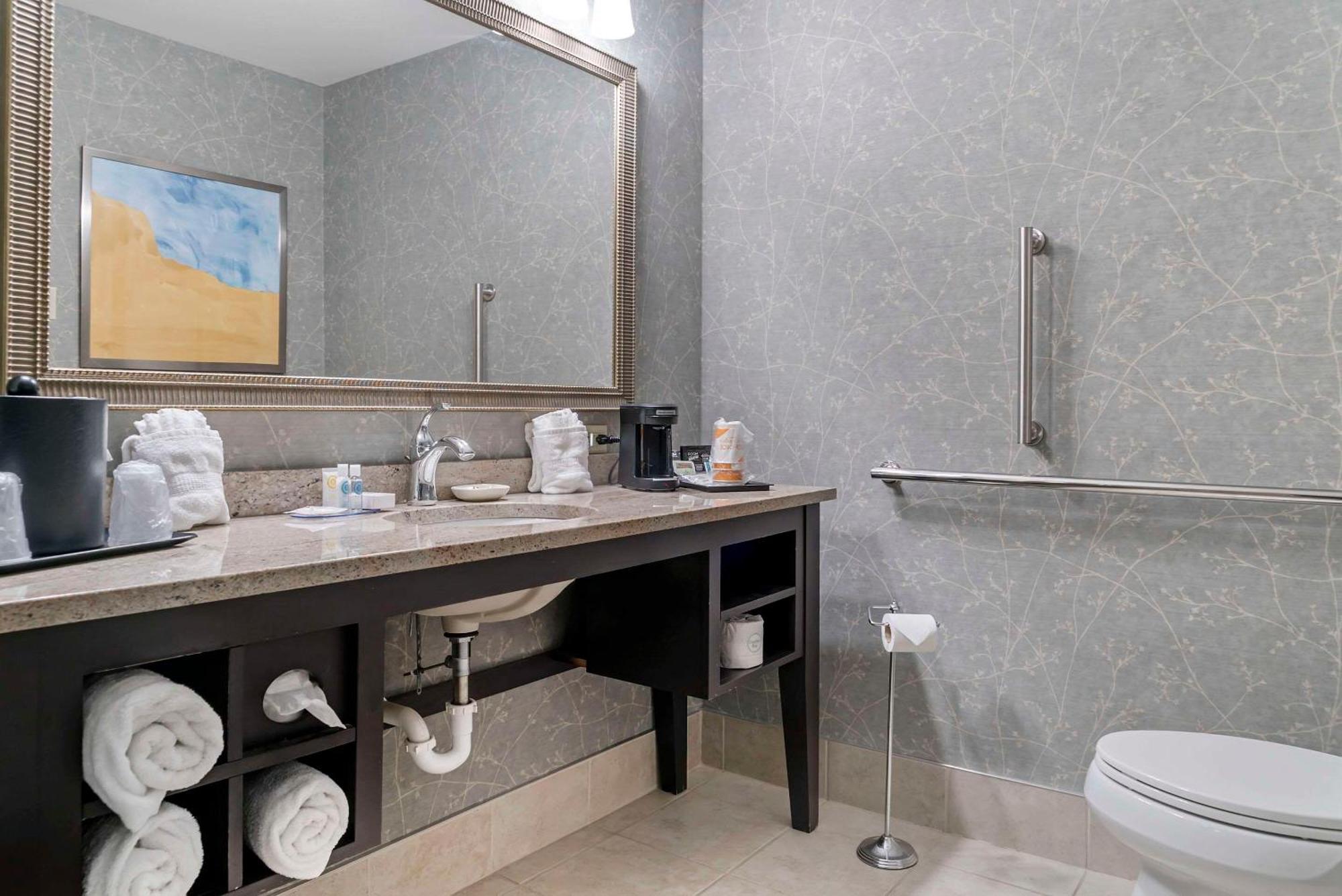 Comfort Inn Plainwell Екстериор снимка